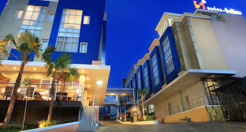Swiss-Belinn Balikpapan Экстерьер фото