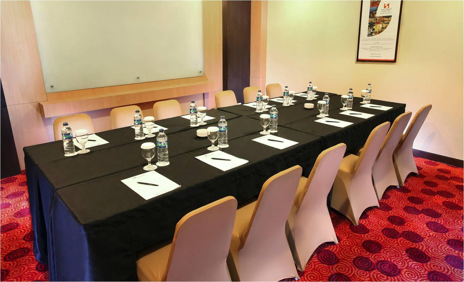 Swiss-Belinn Balikpapan Экстерьер фото