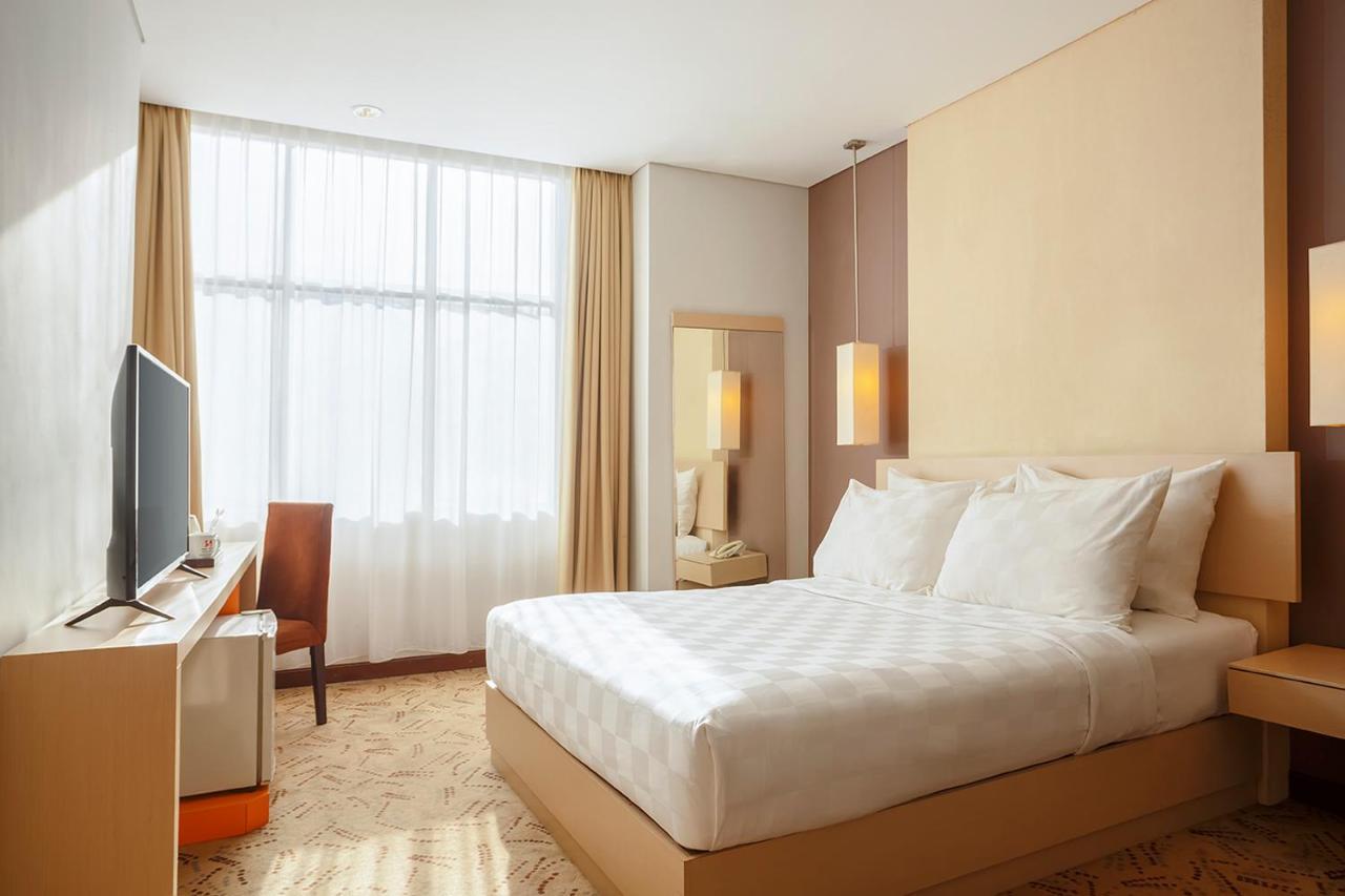 Swiss-Belinn Balikpapan Экстерьер фото