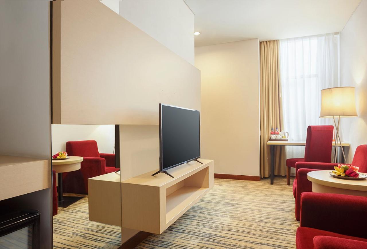 Swiss-Belinn Balikpapan Экстерьер фото