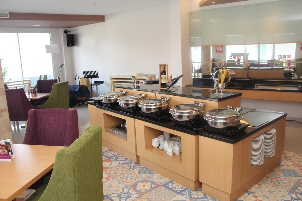 Swiss-Belinn Balikpapan Экстерьер фото