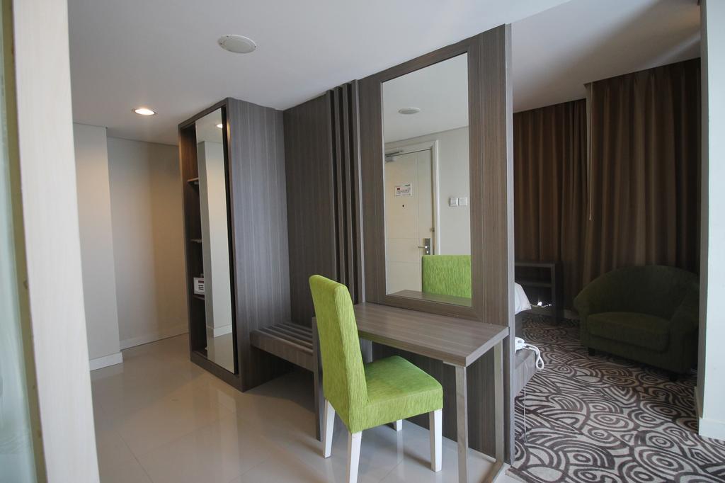 Swiss-Belinn Balikpapan Экстерьер фото
